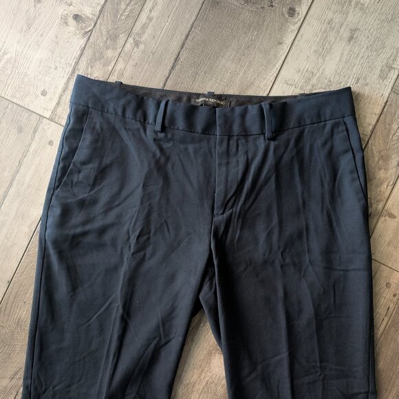 Banana Republic Factory, Navy Cropped Trousers, Size 6 - Picture 3 of 7